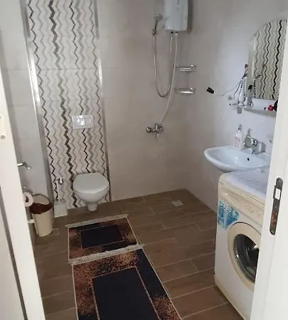1+1 Hersey Mevcut Denize 2 Dk Antalya Larada Daire Apartmán